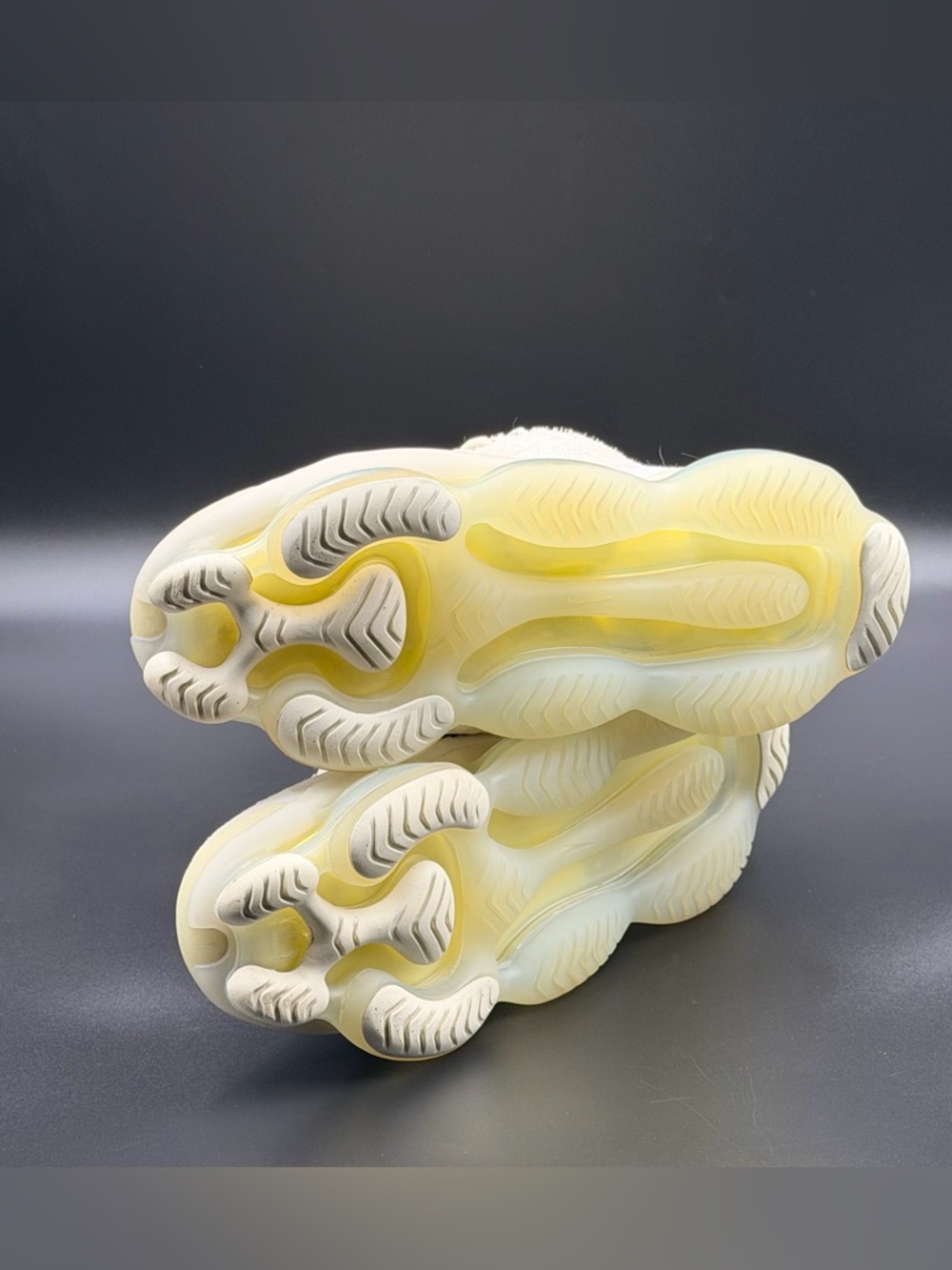 Nike Wmns Air Max Scorpion Flyknit 'Lemon Wash' - Picture 7 of 10